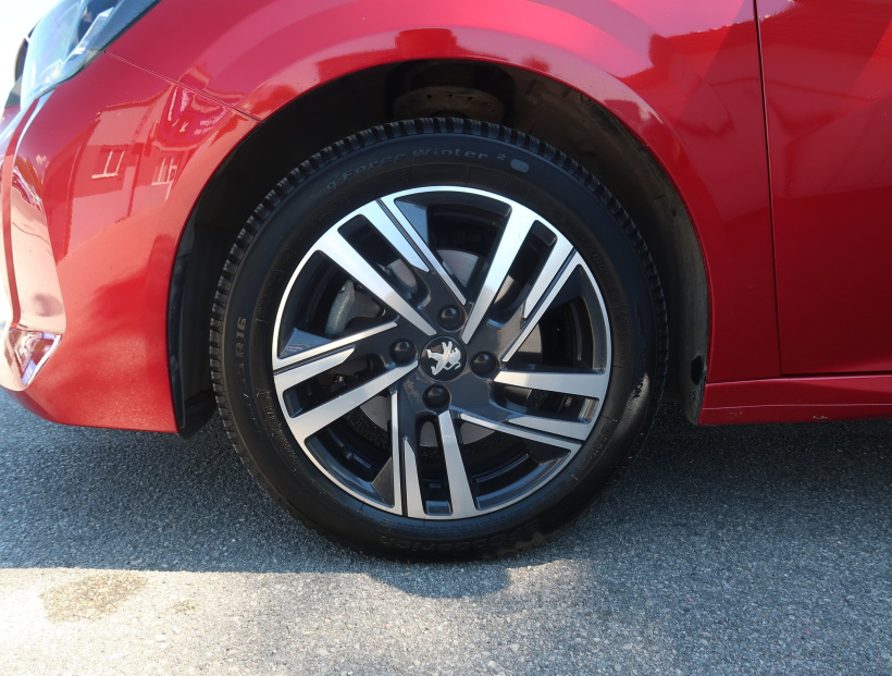 Peugeot 208, 2022