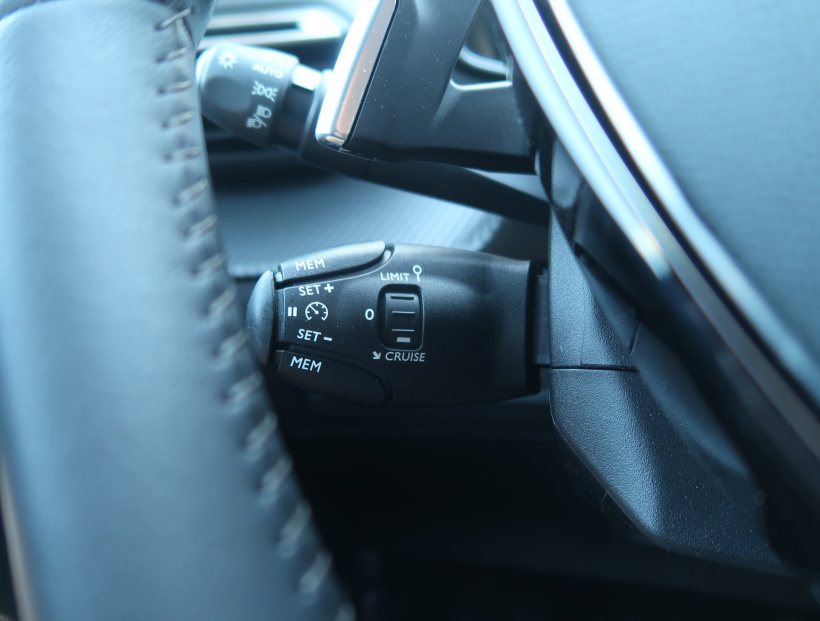Peugeot 208, 2022
