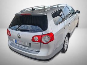 Volkswagen Passat - 2010