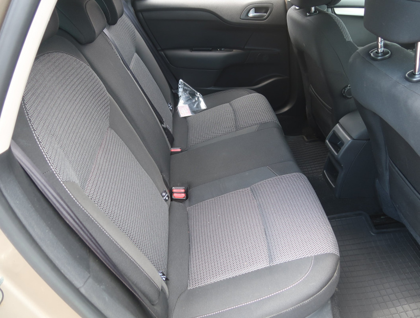 Citroen C4, 2015