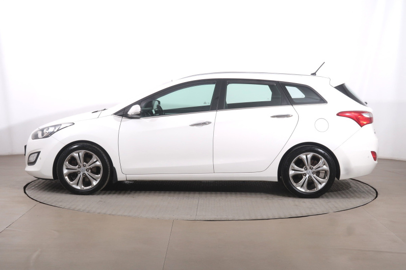 Hyundai i30, 2013