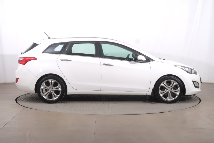 Hyundai i30, 2013