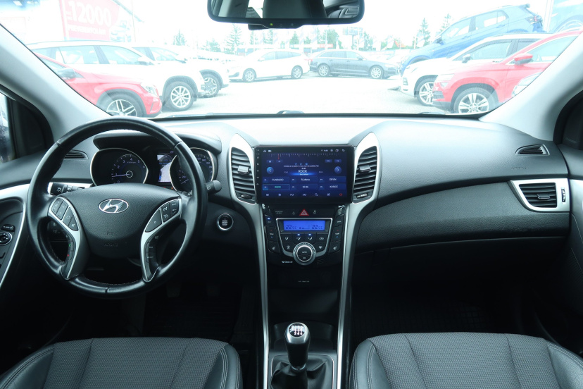 Hyundai i30, 2013