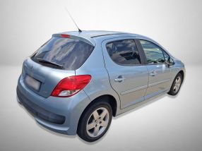 Peugeot 207 - 2012