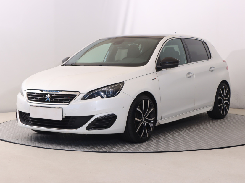 Peugeot 308, 2015