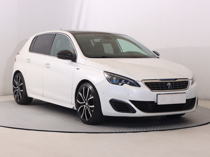 Peugeot 308, 2015