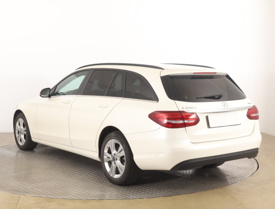 Mercedes-Benz C 220 d