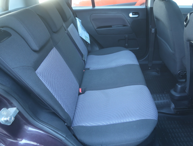 Ford Fusion, 2010