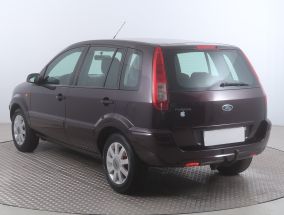 Ford Fusion - 2010
