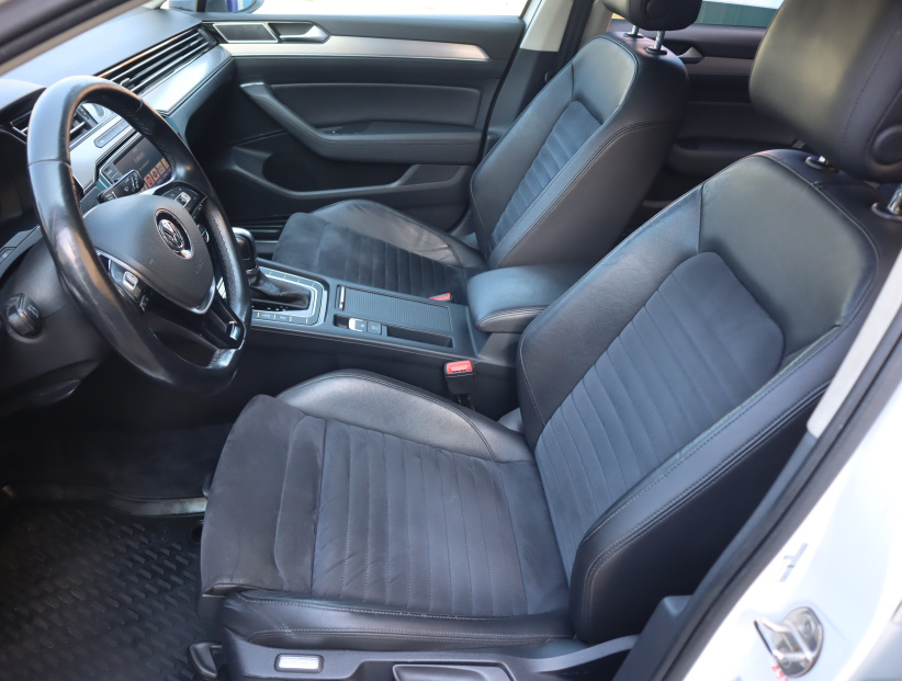 Volkswagen Passat, 2016