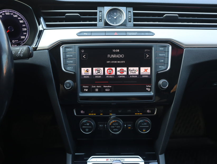 Volkswagen Passat, 2016