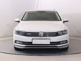 Volkswagen Passat - 2016
