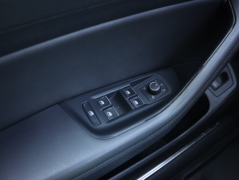Volkswagen Passat, 2016