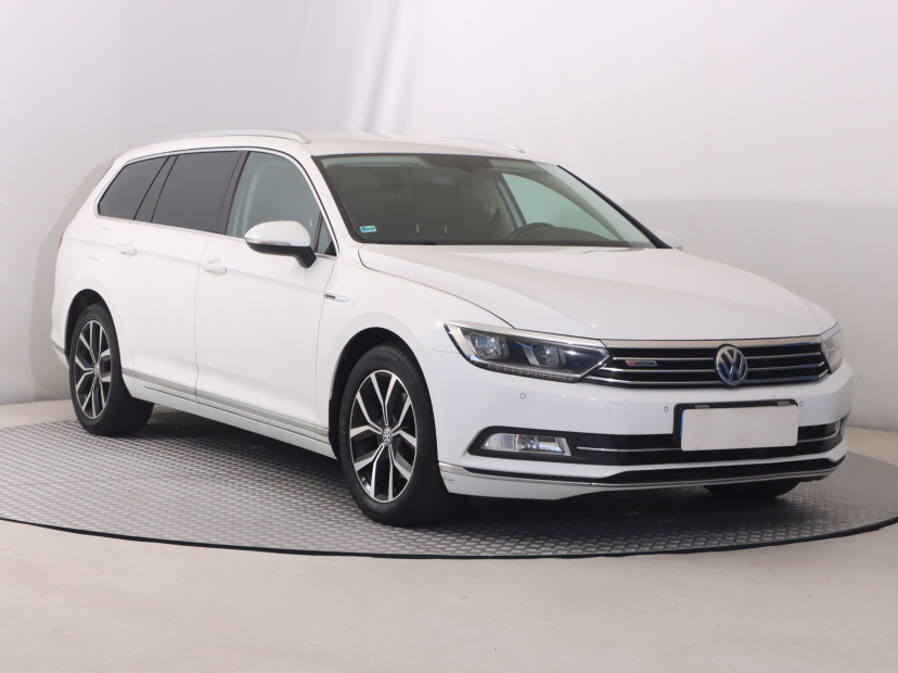 Volkswagen Passat, 2016