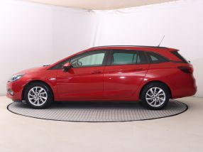 Opel Astra - 2020