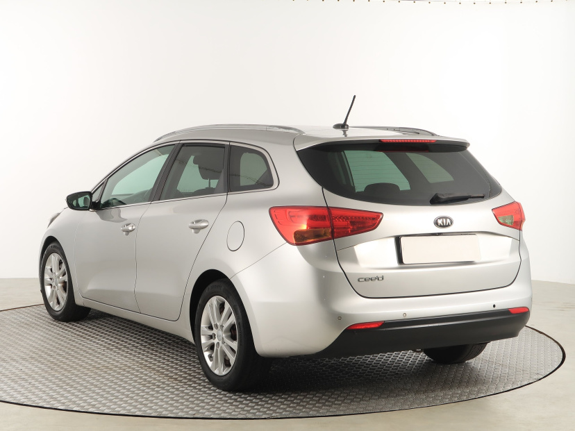 Kia Ceed, 2013