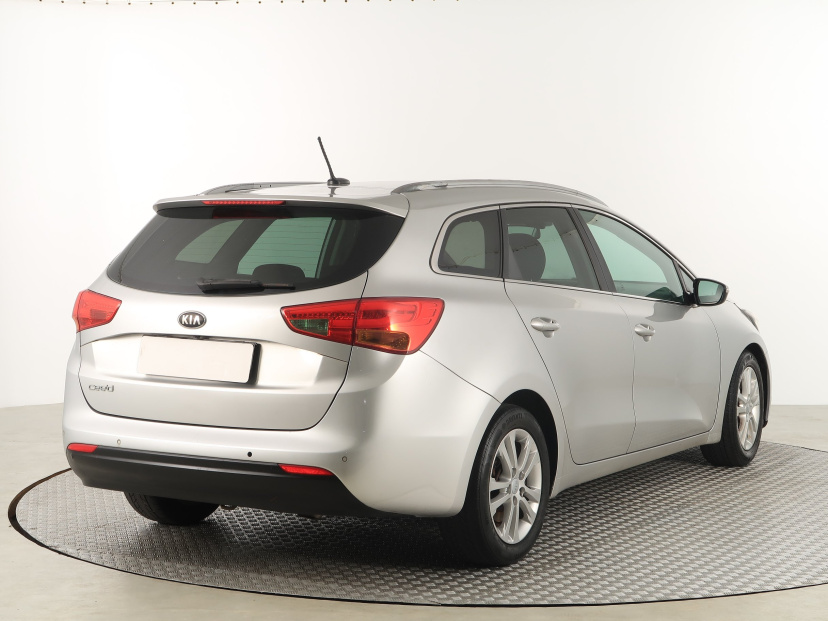 Kia Ceed, 2013