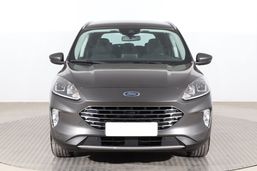 Ford Kuga, 2021
