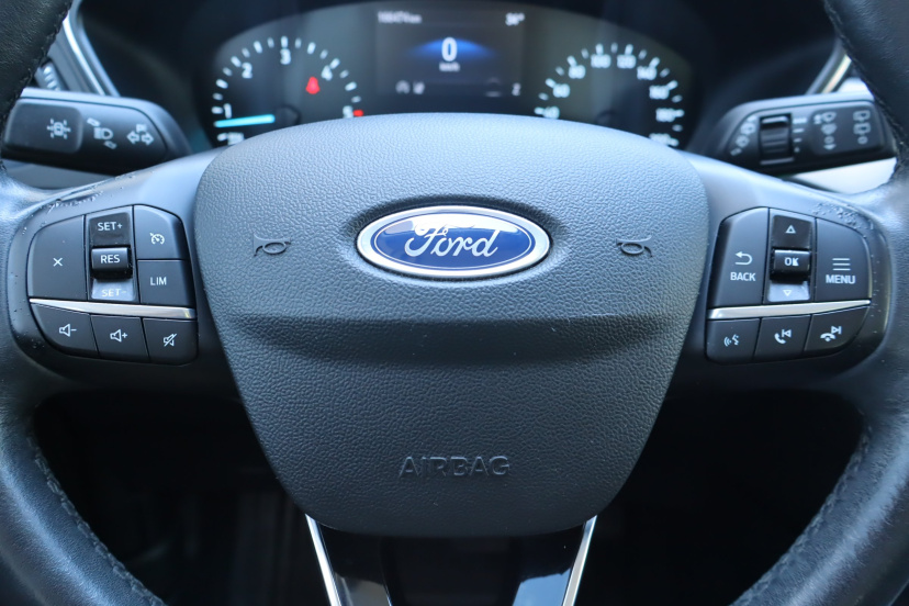 Ford Kuga, 2021