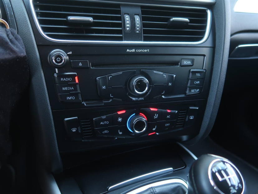 Audi A4 Allroad, 2011