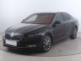 Škoda Superb - 2017