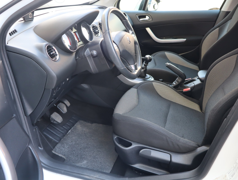 Peugeot 308, 2012