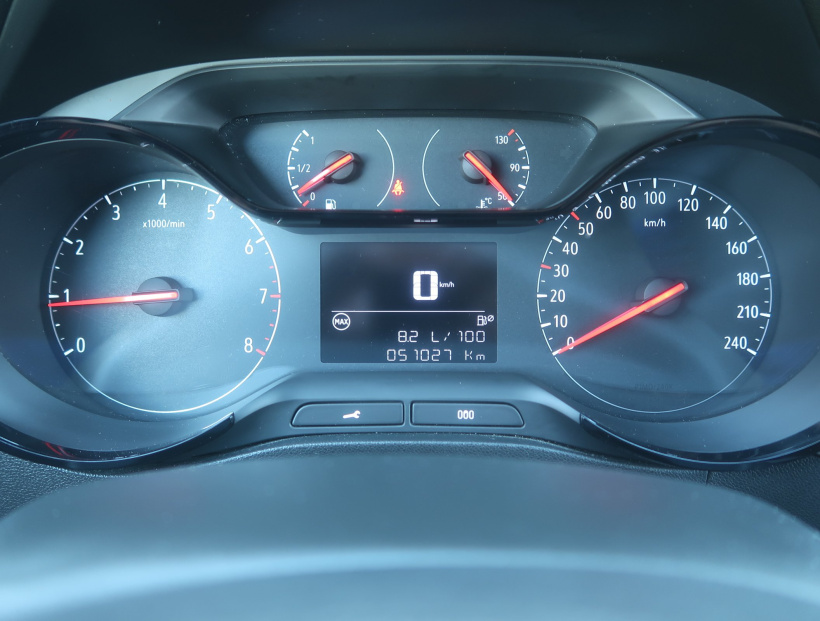 Opel Crossland, 2018