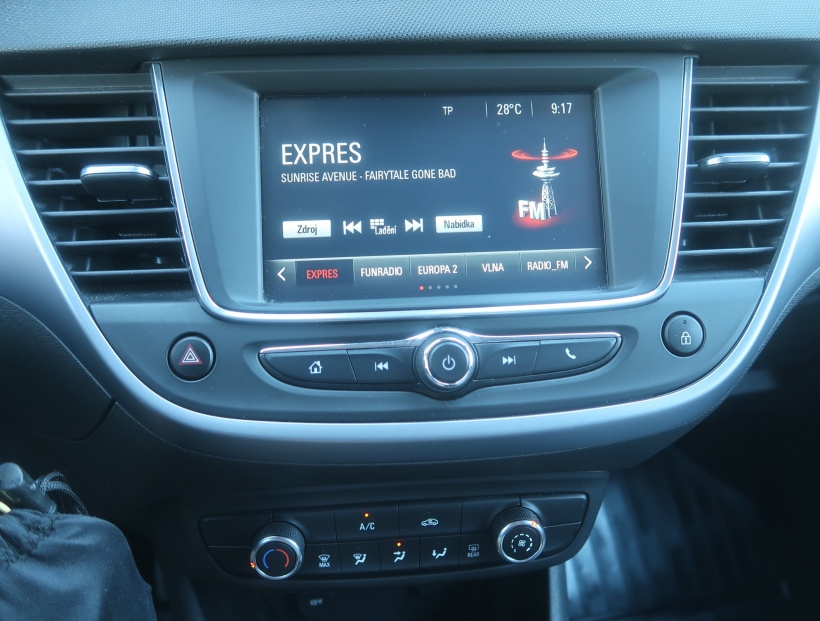 Opel Crossland, 2018