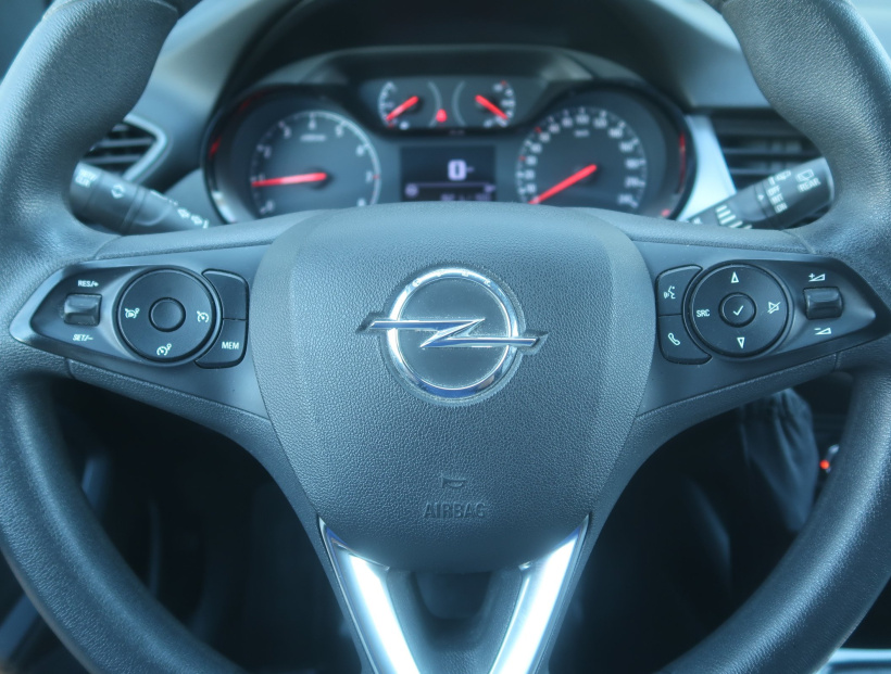 Opel Crossland, 2018