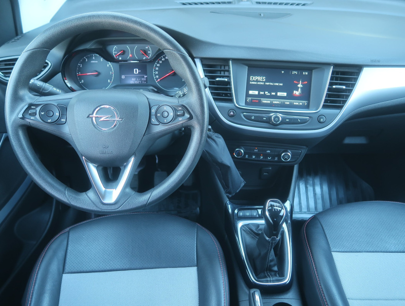 Opel Crossland, 2018