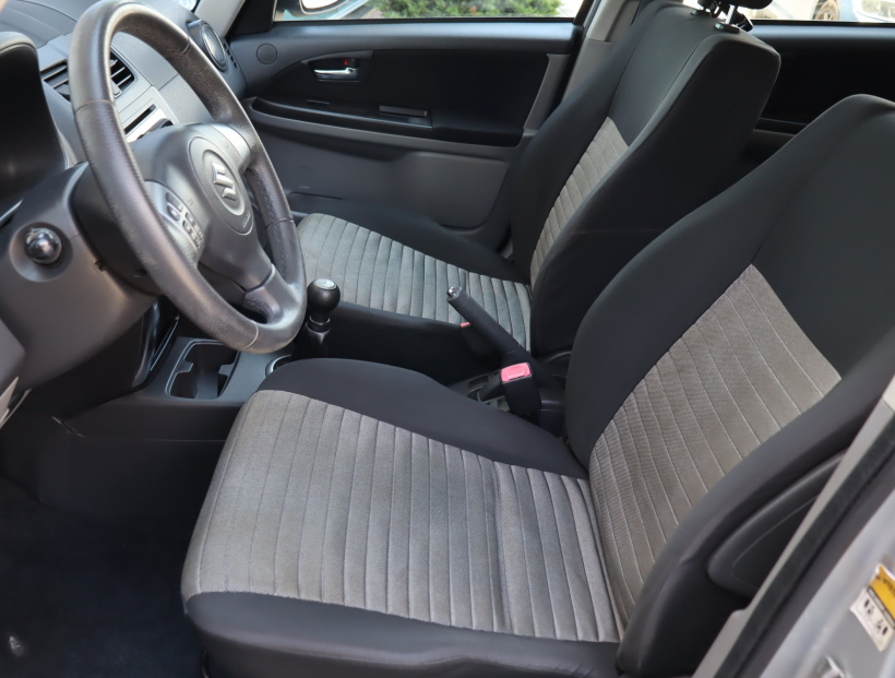 Suzuki SX4, 2012