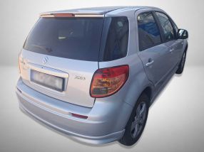 Suzuki SX4 - 2012