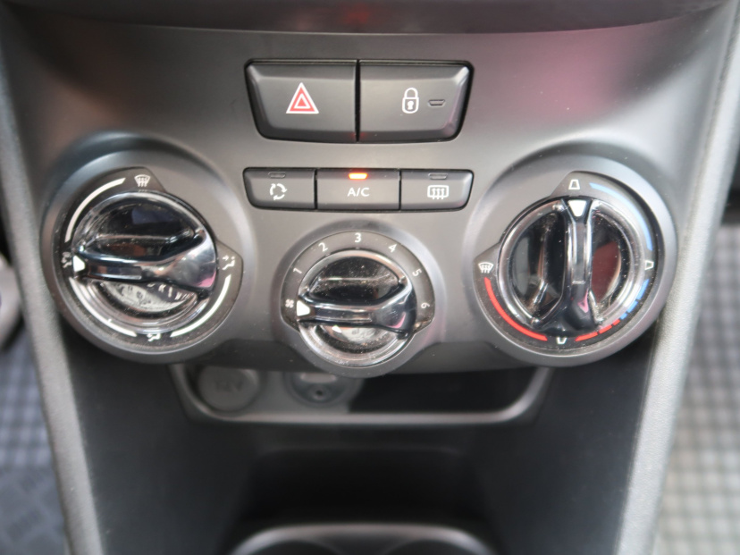 Peugeot 208, 2016