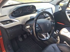 Peugeot 208 - 2016