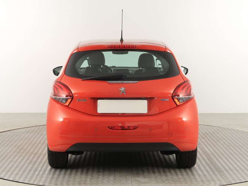 Peugeot 208, 2016