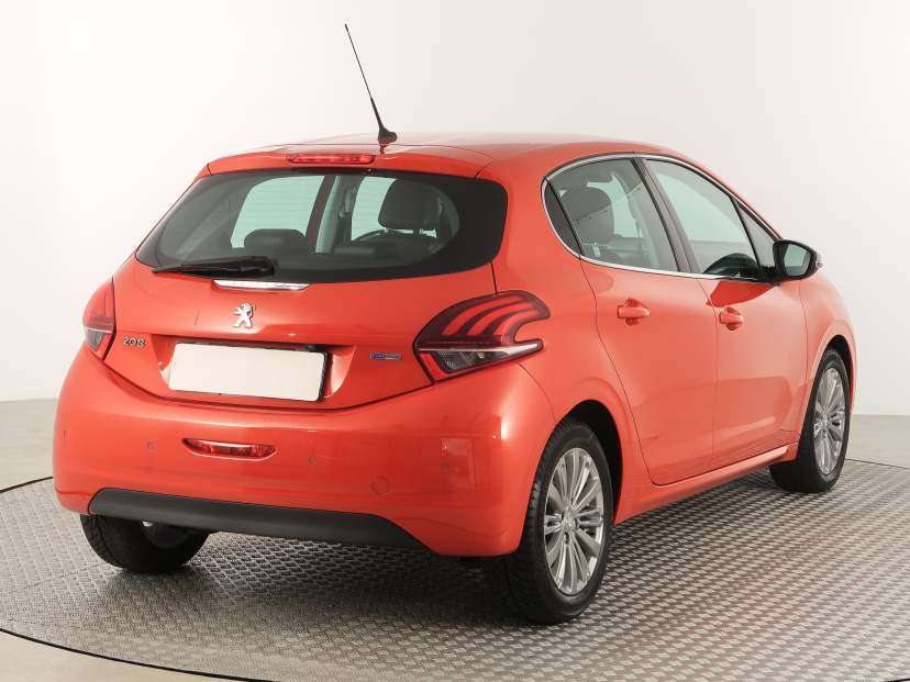 Peugeot 208, 2016