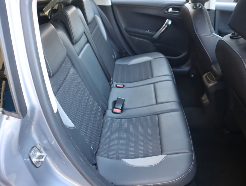 Peugeot 2008, 2019