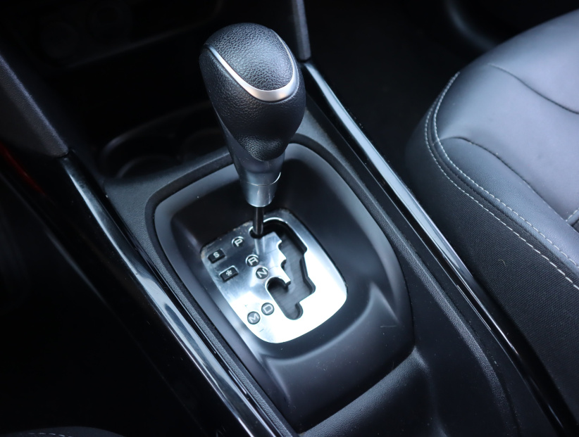 Peugeot 2008, 2019