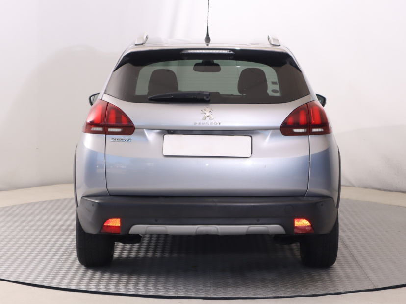 Peugeot 2008, 2019