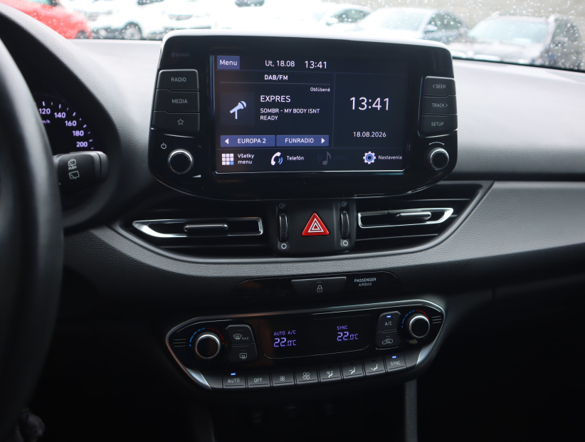 Hyundai i30, 2022