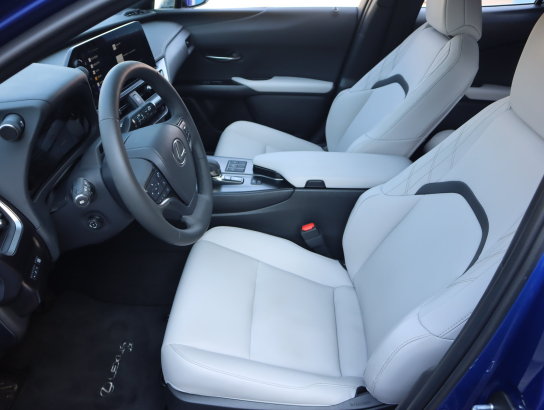 Lexus UX 300h
