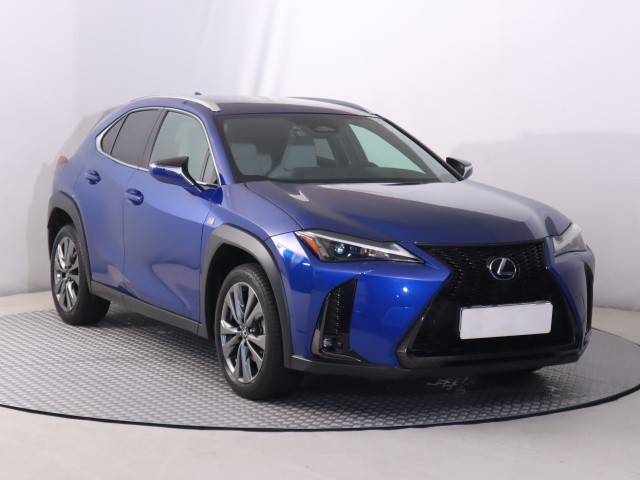 Lexus UX 2024