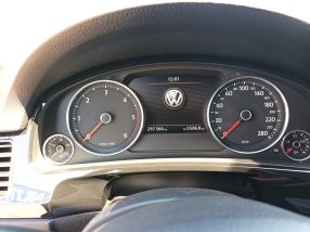 Volkswagen Touareg - 2012