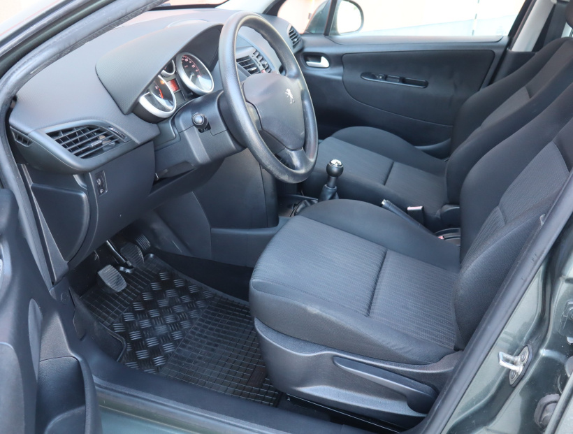 Peugeot 207, 2009