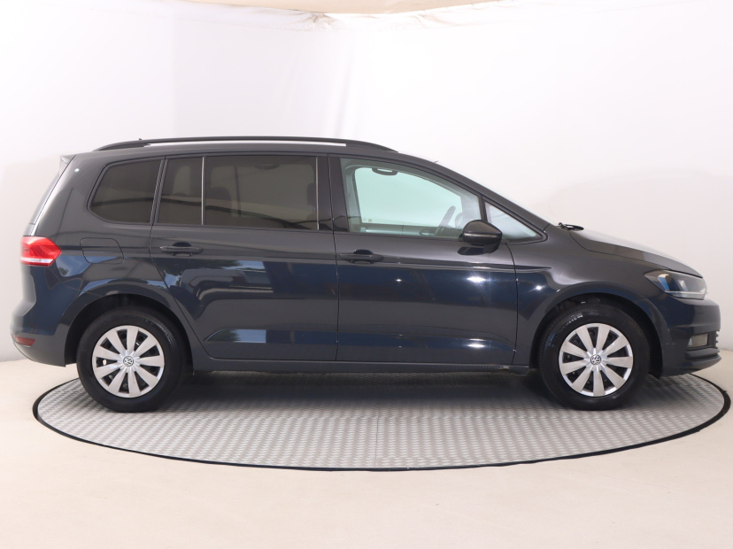 Volkswagen Touran, 2019