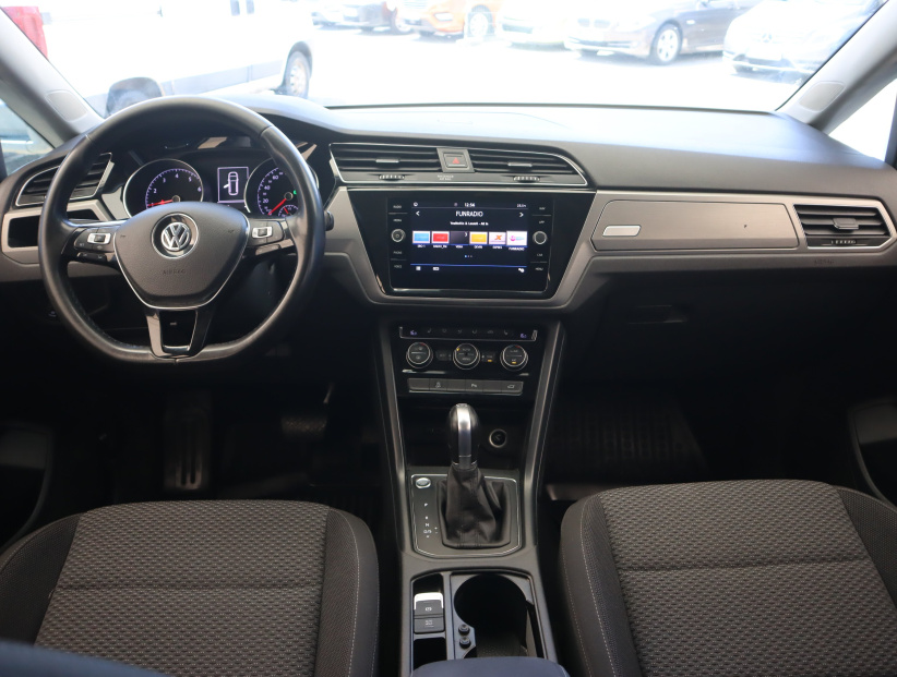 Volkswagen Touran, 2019