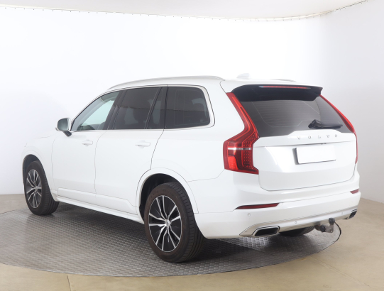 Volvo XC90 B5 AWD