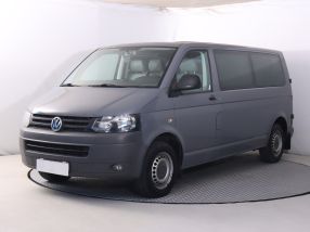 Volkswagen Caravelle - 2010