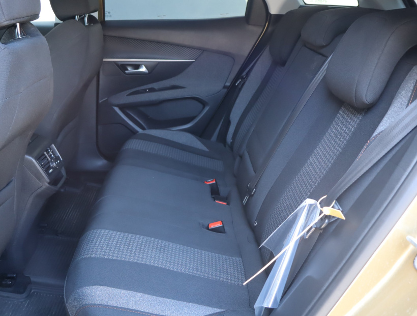 Peugeot 3008, 2017