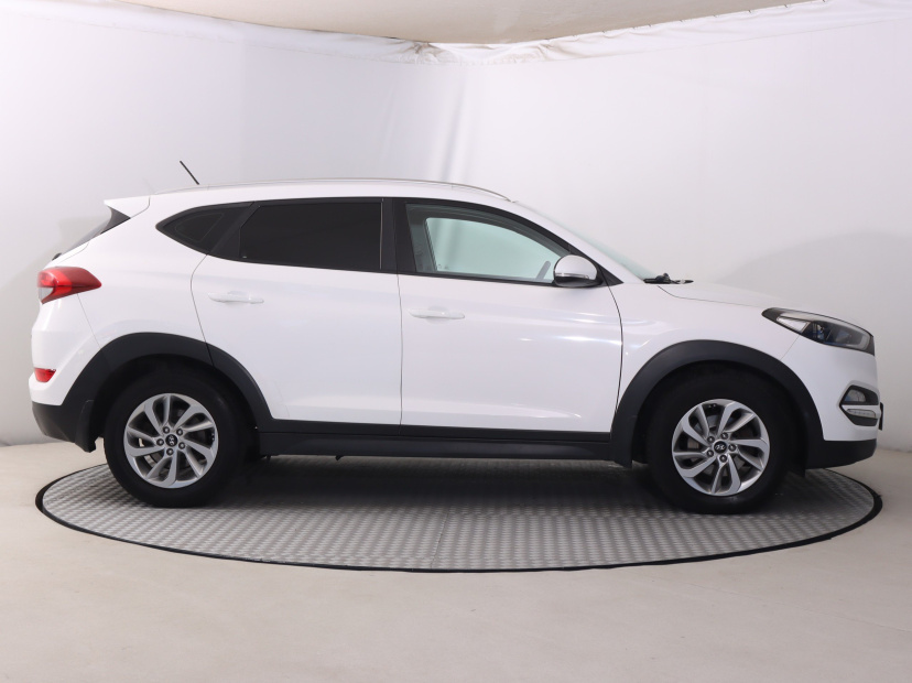 Hyundai Tucson, 2016